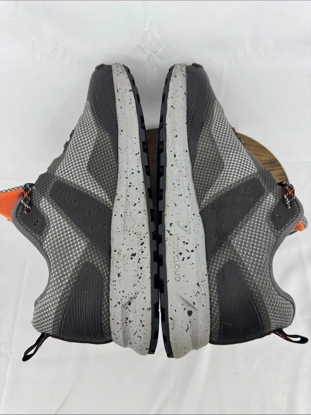 Kuru Mens Atom Trail Hiking, Trail Running Shoes in Gray w/ Orange, sz 8.5